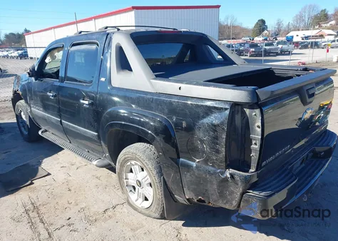 2008 Chevrolet Avalanche 1500 Lt z USA, uszkodzony, nr VIN 3GNFK12358G128038